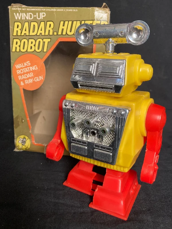 Vintage Wind Up Radar Hunter Robot Busy Bee Hong Kong